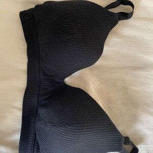 Kindred Bravely Black Ribbed Nursing Bra. Large Busty.